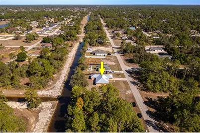 216 Aurora Ave S, Lehigh Acres, FL 33974 - Photo 37