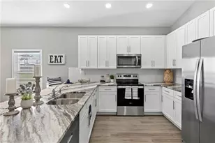 112 Wilmington Pkwy, Cape Coral, FL 33993 - Photo 11