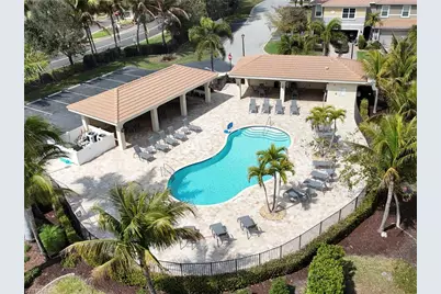 12109 Palm Cove St, Fort Myers, FL 33913 - Photo 5