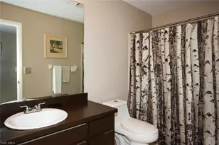 8121 S Woods Cir, Fort Myers, FL 33919 - Photo 15