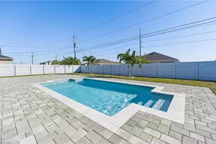 922 NW 8th Terrace, Cape Coral, FL 33993 - Photo 5