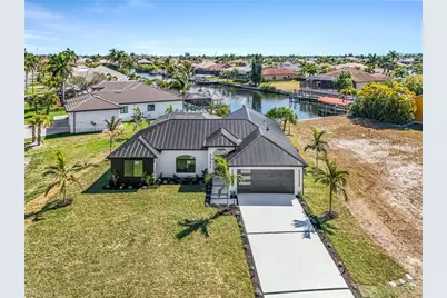 3321 SW 29th Ave, Cape Coral, FL 33914 - Photo 3