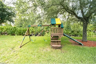 11526 Centaur Way, Lehigh Acres, FL 33971 - Photo 27