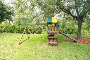 11526 Centaur Way, Lehigh Acres, FL 33971 - Photo 27