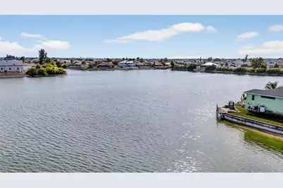 230 NE 18th St, Cape Coral, FL 33909 - Photo 37