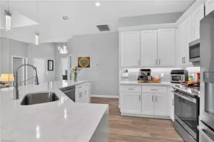 230 NE 18th St, Cape Coral, FL 33909 - Photo 9