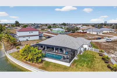 230 NE 18th St, Cape Coral, FL 33909 - Photo 35