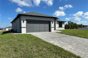 4020 34th St SW, Lehigh Acres, FL 33976 - Photo 3