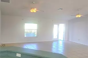 3315 SW 8th Ct, Cape Coral, FL 33914 - Photo 11