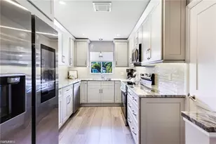 7208 St Anns Ct, Fort Myers, FL 33908 - Photo 9