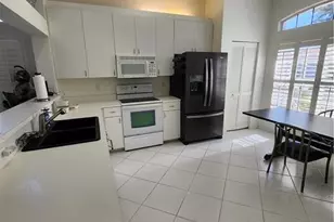 12739 Devonshire Lakes Cir, Fort Myers, FL 33913 - Photo 9