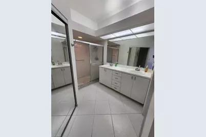 12739 Devonshire Lakes Cir, Fort Myers, FL 33913 - Photo 11