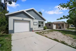 3309 Armstrong Ct, Fort Myers, FL 33916 - Photo 1