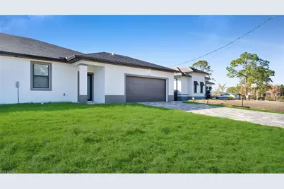 4991 Fairway Ct, Lehigh Acres, FL 33973 - Photo 7