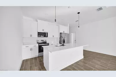 4989 Fairway Ct, Lehigh Acres, FL 33973 - Photo 17