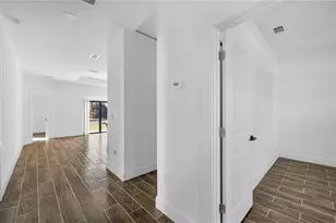 4989 Fairway Ct, Lehigh Acres, FL 33973 - Photo 11