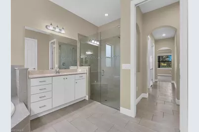 10093 Avalon Lake Cir, Fort Myers, FL 33913 - Photo 19
