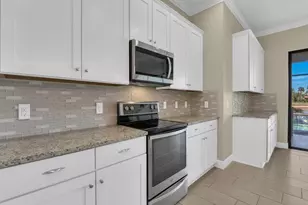 10093 Avalon Lake Cir, Fort Myers, FL 33913 - Photo 11