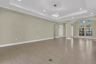 10093 Avalon Lake Cir, Fort Myers, FL 33913 - Photo 15