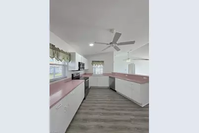 2228 SE 19th Ave, Cape Coral, FL 33990 - Photo 3