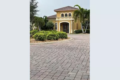 4109 Residence Dr #506, Fort Myers, FL 33901 - Photo 11