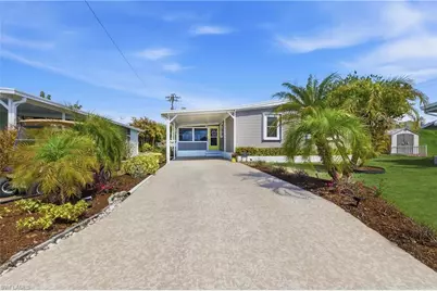 734 Knotty Pine Cir, North Fort Myers, FL 33917 - Photo 3