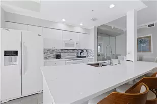 10460 Washingtonia Palm Way, Fort Myers, FL 33966 - Photo 5