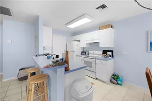 15621 Sunny Crest Ln, Fort Myers, FL 33905 - Photo 9