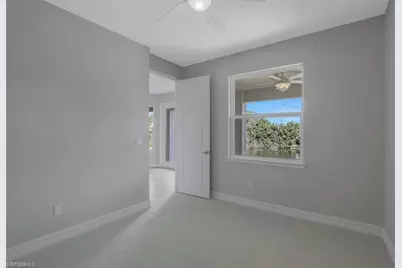 37 SE 23rd Ave, Cape Coral, FL 33990 - Photo 25