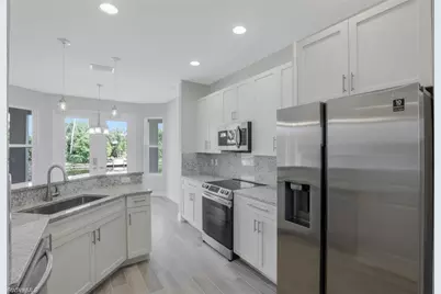 37 SE 23rd Ave, Cape Coral, FL 33990 - Photo 15