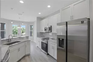 37 SE 23rd Ave, Cape Coral, FL 33990 - Photo 15