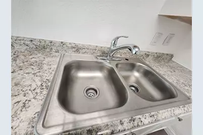 1919 Lillie St, Fort Myers, FL 33916 - Photo 11