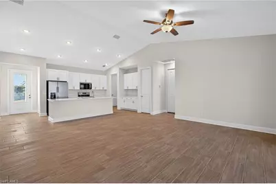 615 SW 26th Ter, Cape Coral, FL 33914 - Photo 9