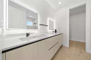 409 NE 15th Terrace, Cape Coral, FL 33909 - Photo 15