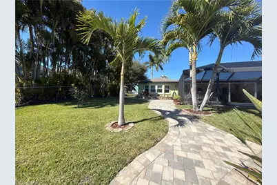 2204 SE 15th Ter, Cape Coral, FL 33990 - Photo 35