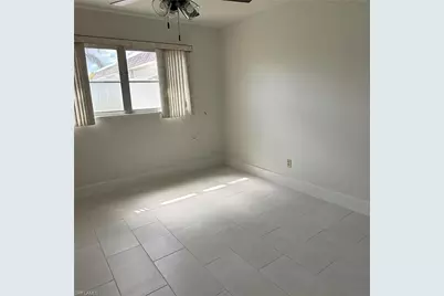 26 Hamlin Ct, Lehigh Acres, FL 33936 - Photo 9