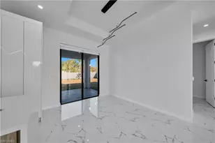 621 NE Juanita Pl, Cape Coral, FL 33909 - Photo 21