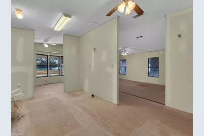 9855 Sugarmill Springs Dr, Fort Myers, FL 33905 - Photo 7