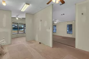 9855 Sugarmill Springs Dr, Fort Myers, FL 33905 - Photo 7