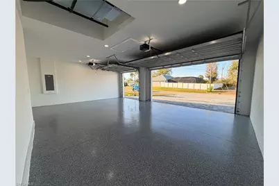 112 NE 6th St, Cape Coral, FL 33909 - Photo 35