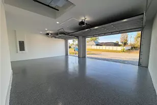 112 NE 6th St, Cape Coral, FL 33909 - Photo 35