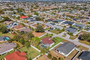 152 SE 19th Ln, Cape Coral, FL 33990 - Photo 35