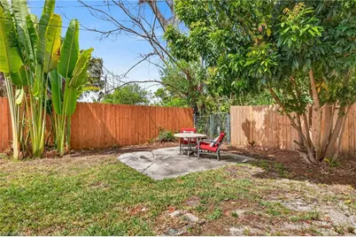 4633 Siesta Cir, Fort Myers, FL 33901 - Photo 29