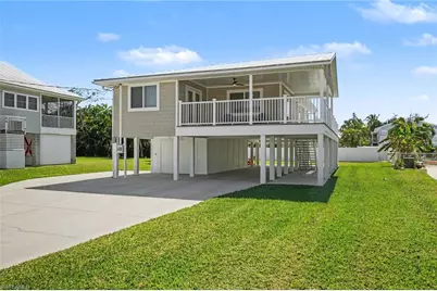 942 Prescott St, Fort Myers Beach, FL 33931 - Photo 3