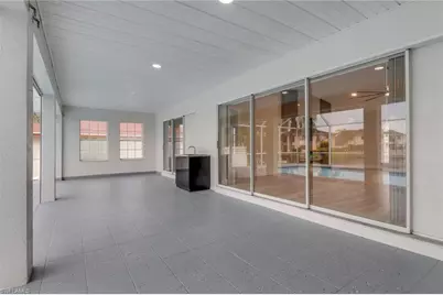 814 Victoria Dr, Cape Coral, FL 33904 - Photo 19