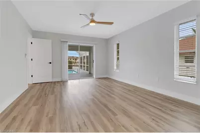 814 Victoria Dr, Cape Coral, FL 33904 - Photo 13