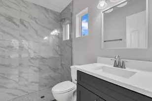 503 NE 31st St, Cape Coral, FL 33909 - Photo 25