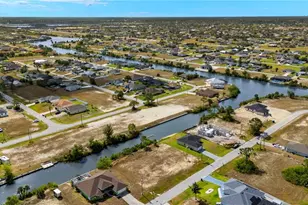 1031 NW 23rd Ave, Cape Coral, FL 33993 - Photo 17