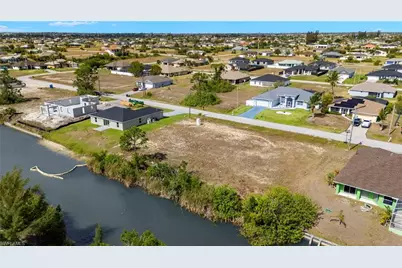 1031 NW 23rd Ave, Cape Coral, FL 33993 - Photo 23