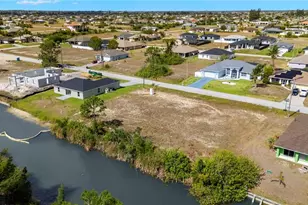 1031 NW 23rd Ave, Cape Coral, FL 33993 - Photo 23